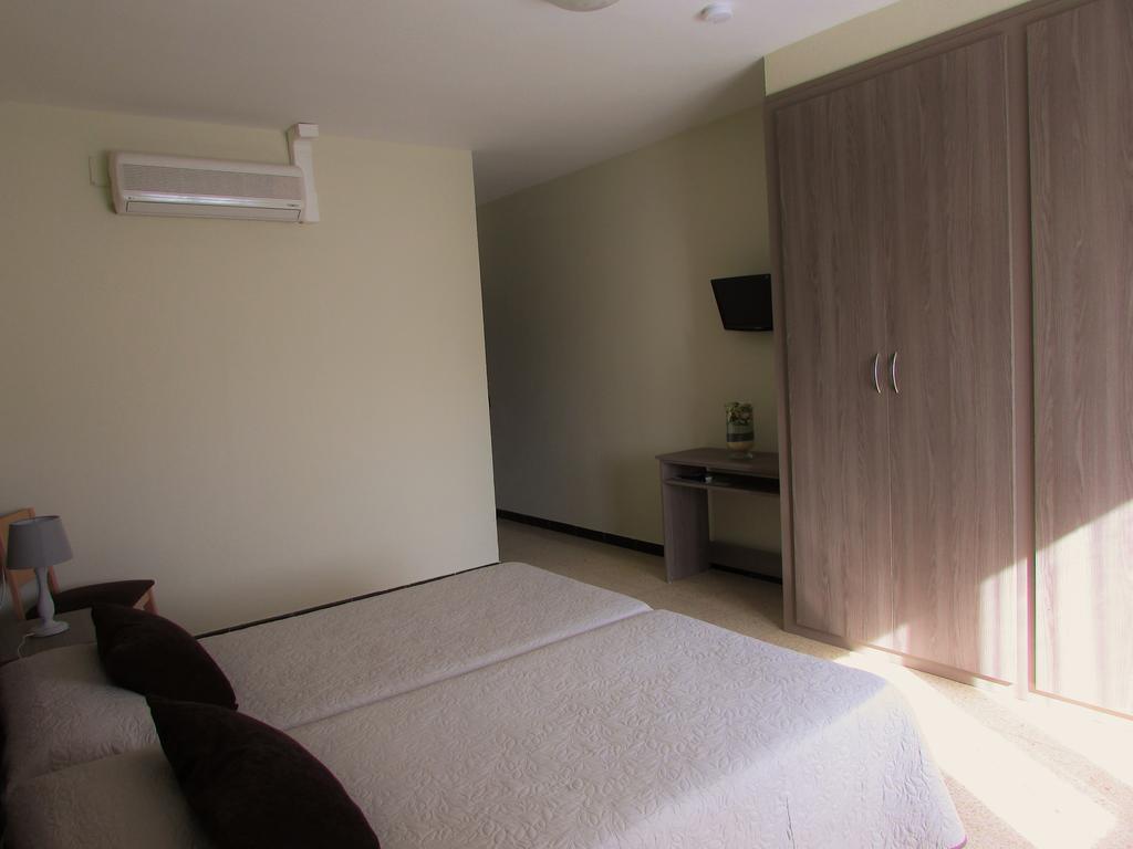 Hostal Can Bassalis بالس المظهر الخارجي الصورة
